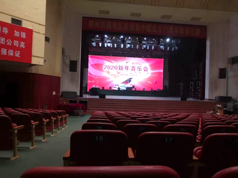 柳州文化宫12.1米x7.68米 92.93平米p3.jpg